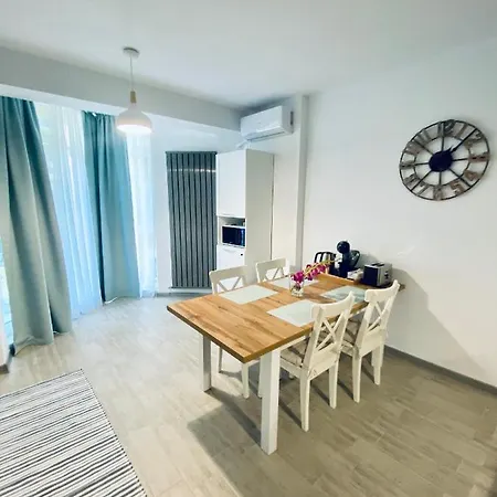 Apartament Alezzi Beach Mamaia Nord